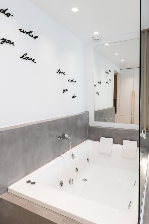 Porto Sea View Apartments เทสซาโลนิกิ ภายนอก รูปภาพ